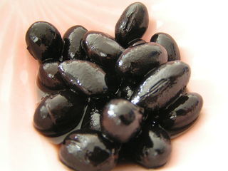 煮た黒豆.jpg